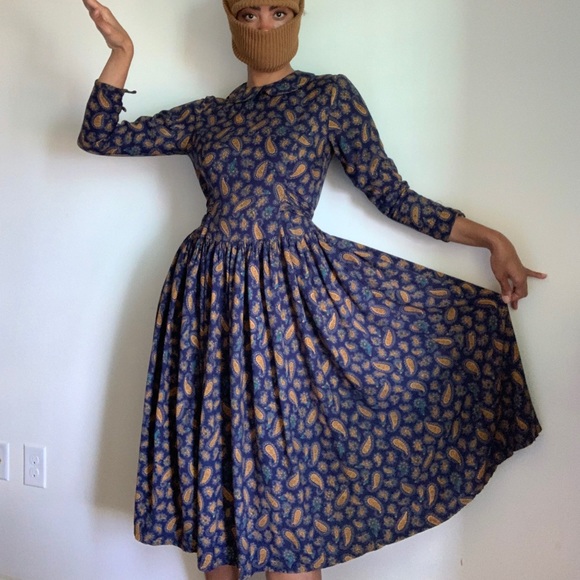 Authentic Original Vintage Style Dresses & Skirts - Vintage paisley prairie style dress
